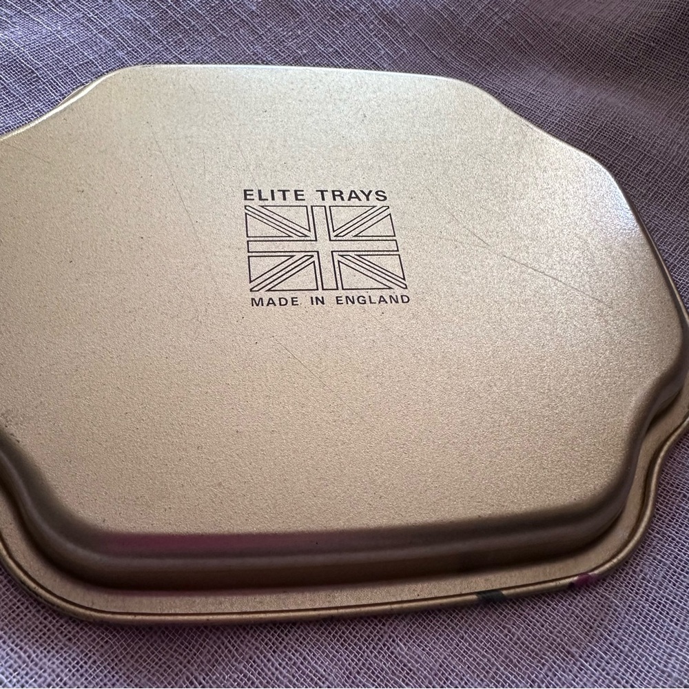 Vintage Gold Decorative Tray with Bird and Floral Design from England - Picture 4 of 4